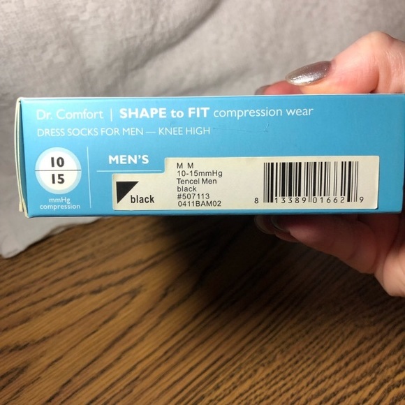 FINAL SALE- LEAVING CLOSET-NO FURTHER DISCOUNTS - Picture 3 of 6